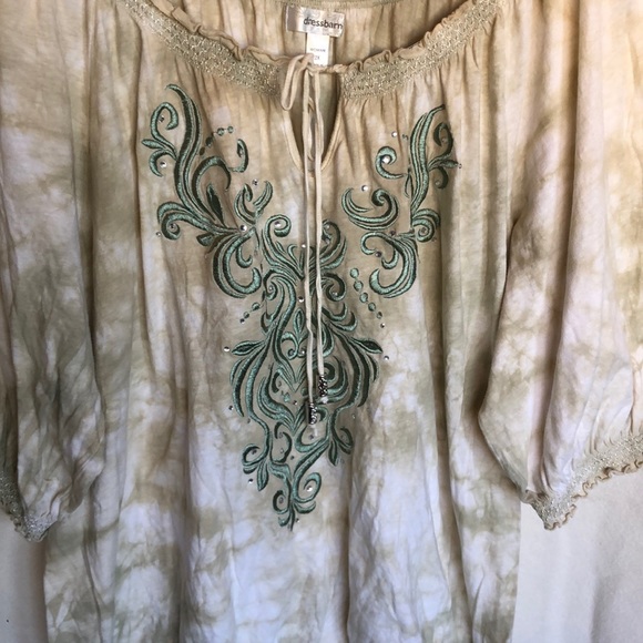 Dress Barn - cute boho style top green and white tie dye, scoop neck with tie - Picture 2 of 9